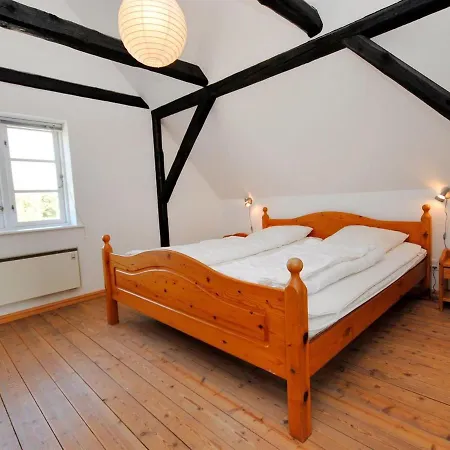 Holiday home Indi - 400m From The Sea In Nw Jutland By Interhome *